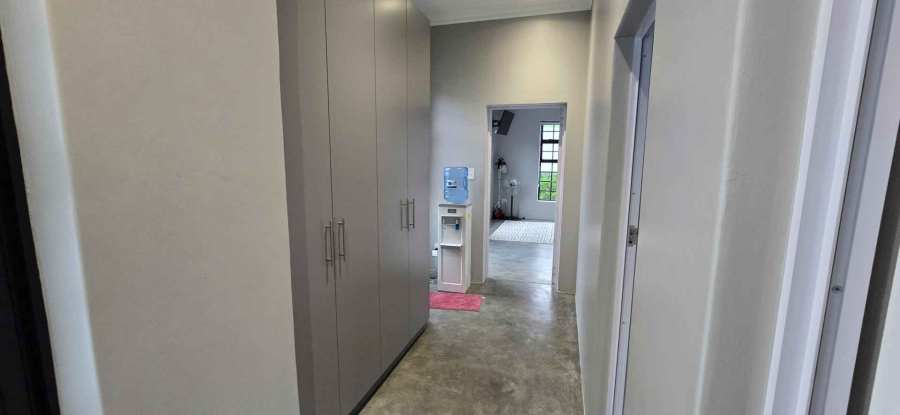 To Let 3 Bedroom Property for Rent in Mount Royal Golf Estate Western Cape